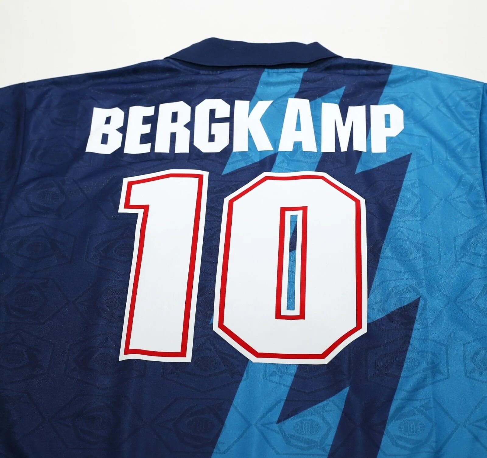 1995/96 BERGKAMP #10 Arsenal Vintage Nike Away SIGNED Football Shirt (XL) BNWOT