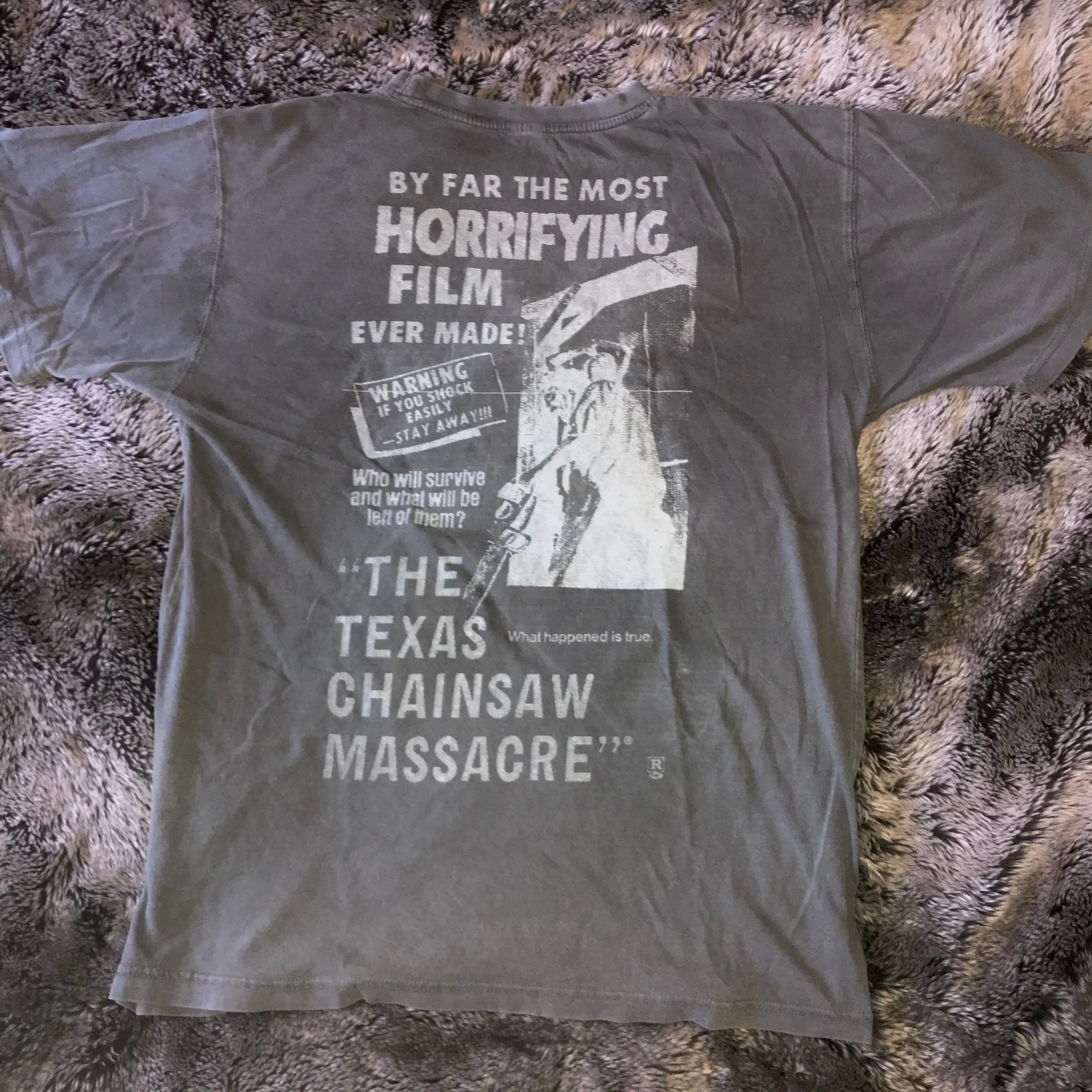 Halloween 2017 Texas Chainsaw Massacre Reversible Tee (Grey)