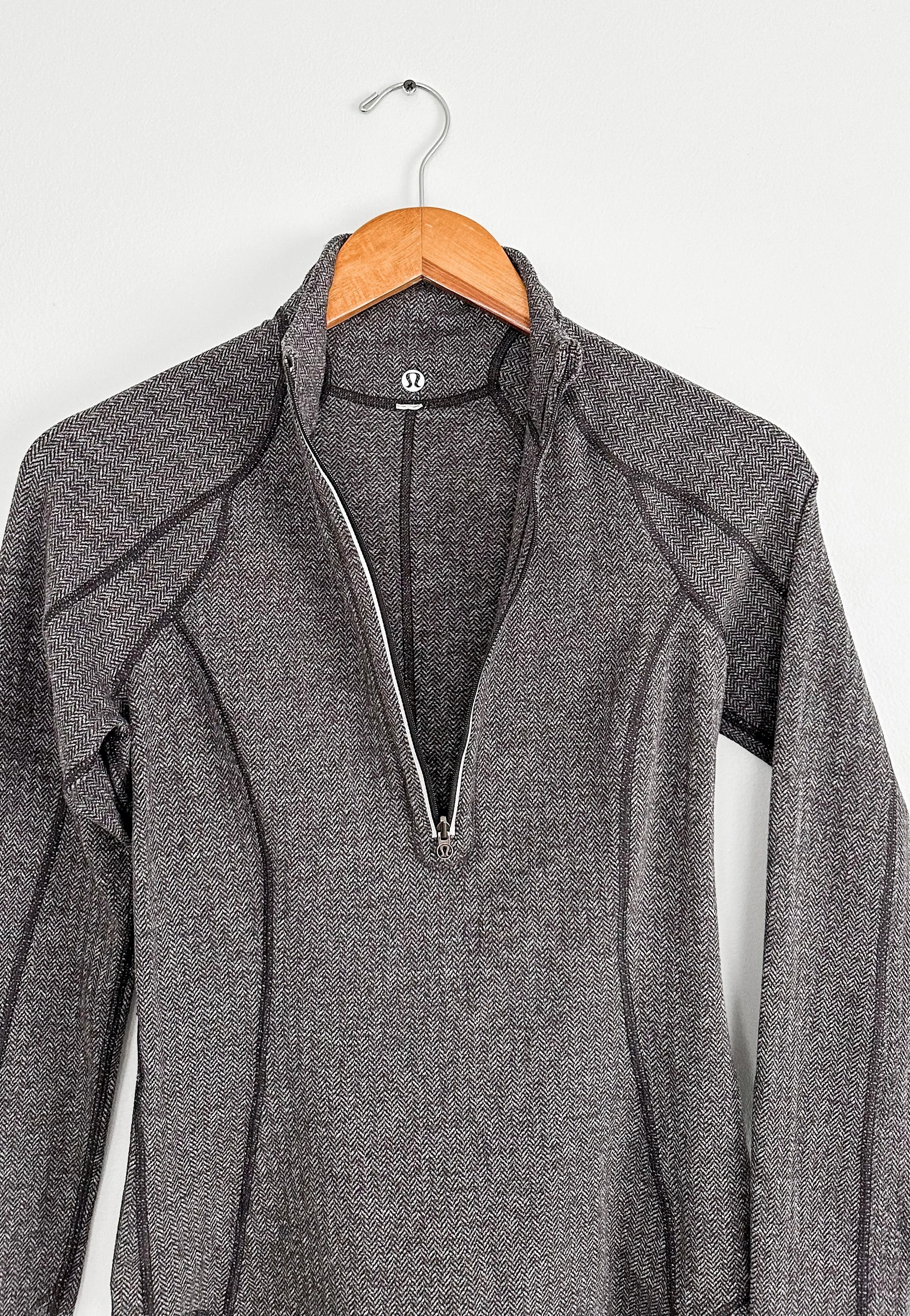 Lululemon Run: U-Turn Pullover Jacket in Herringbone Gray and Black (4)