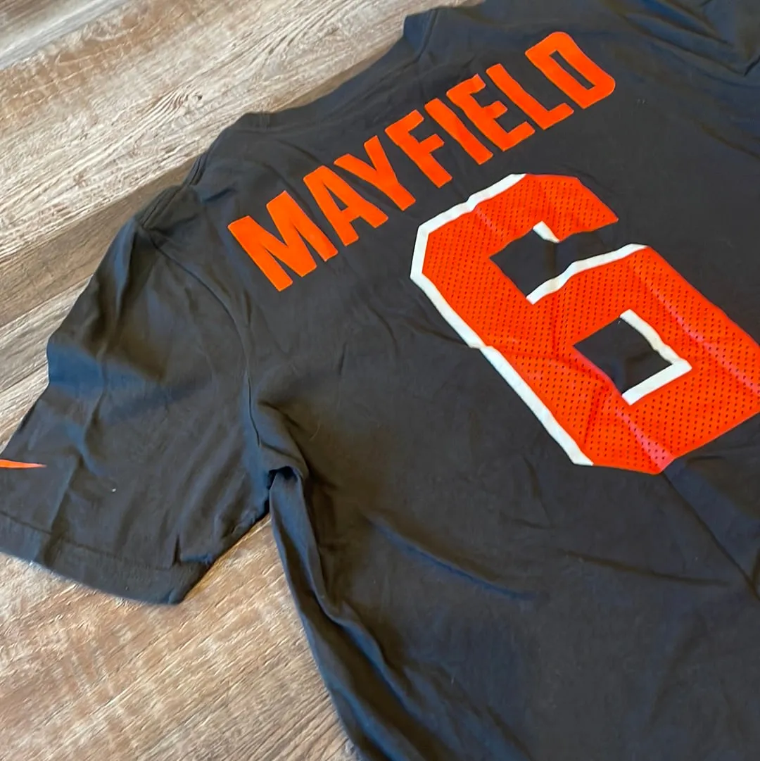 NFL Cleveland Browns Mayfield Short Sleeve Shirt Youth size Large