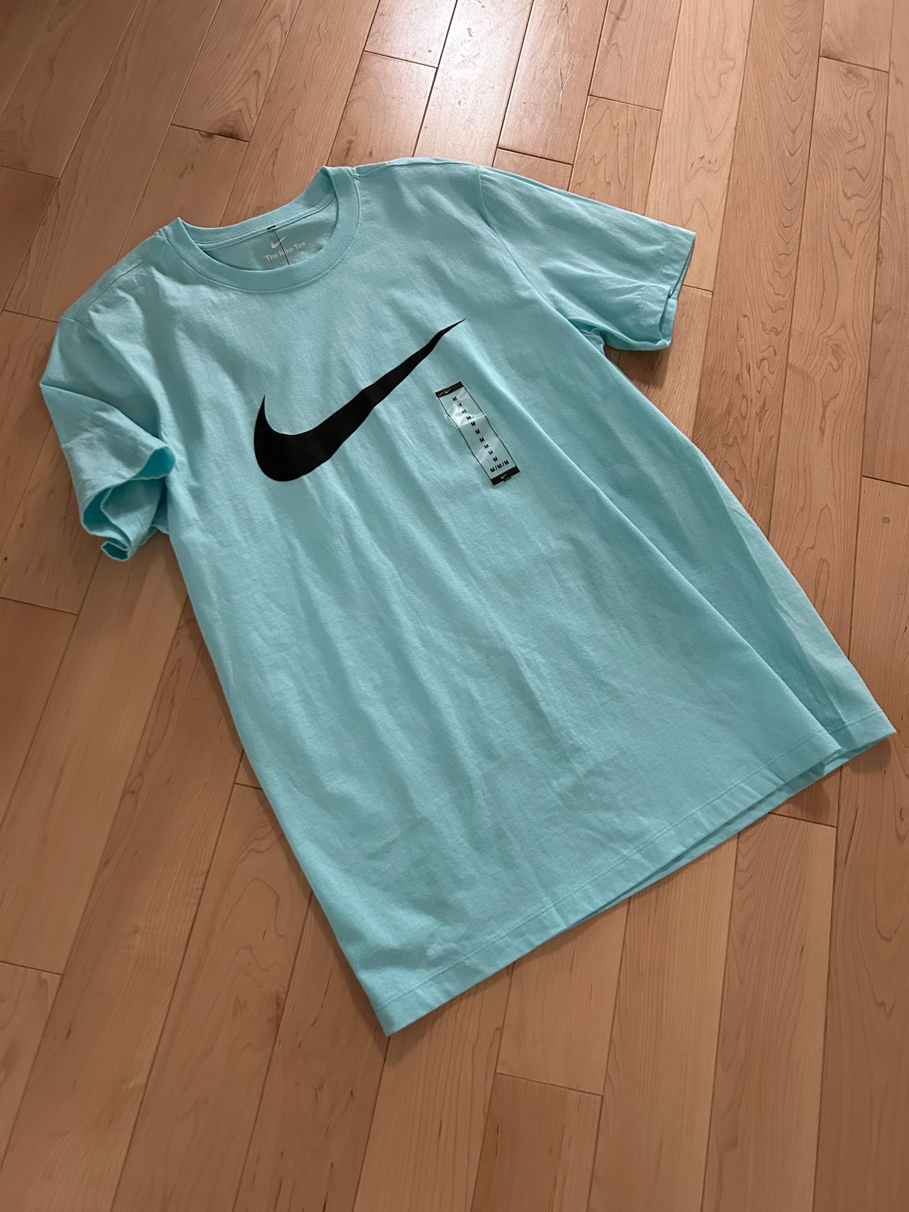 Nike Swoosh Tee