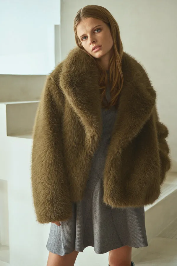 Pre-order Elisa Faux Fur Coat <br>-KHA-