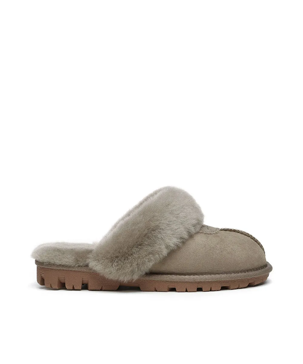 Cozy Womens UGG Scuff Slippers - Plush Sheepskin Indoor Footwear for Ultimate Comfort